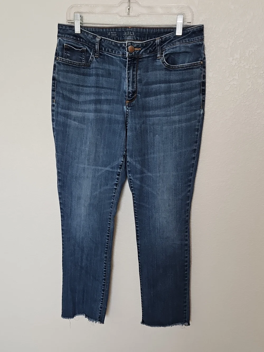 a.n.a. Mid Rise Straight Leg Women's Jeans ~ Size 14.